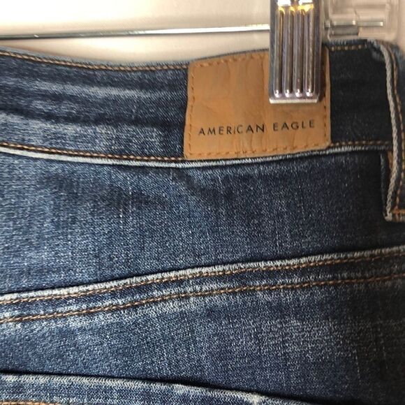 American Eagle Distressed Highest Rise Jeans. Sz 0 - Picture 8 of 12